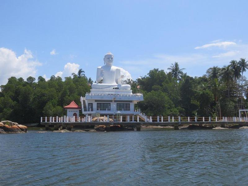 Gold Sand Resort Бентота Экстерьер фото